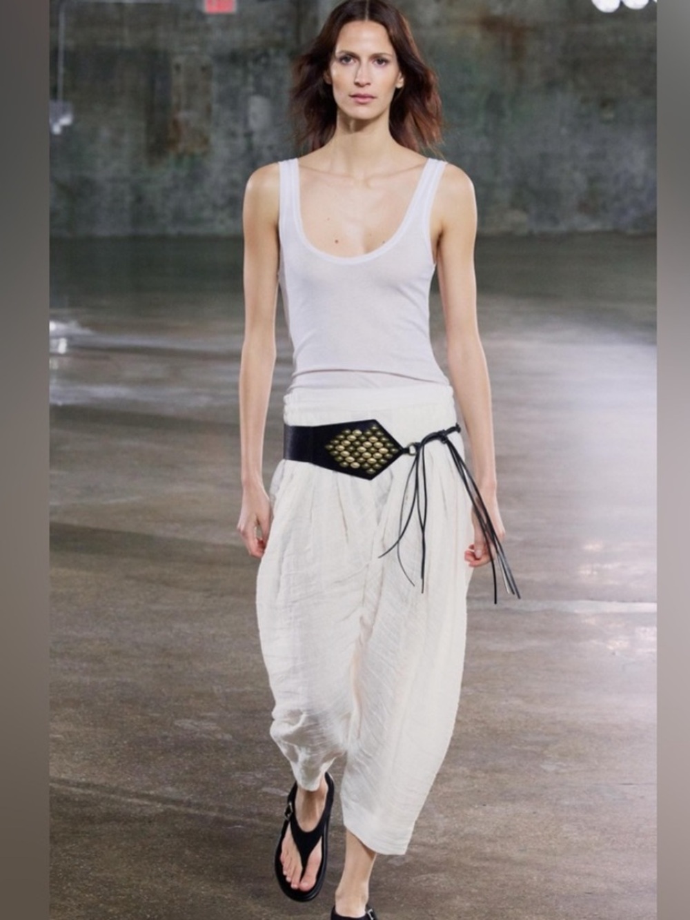 Zara NWT ZW Collection ecru white linen balloon pants 3071/048